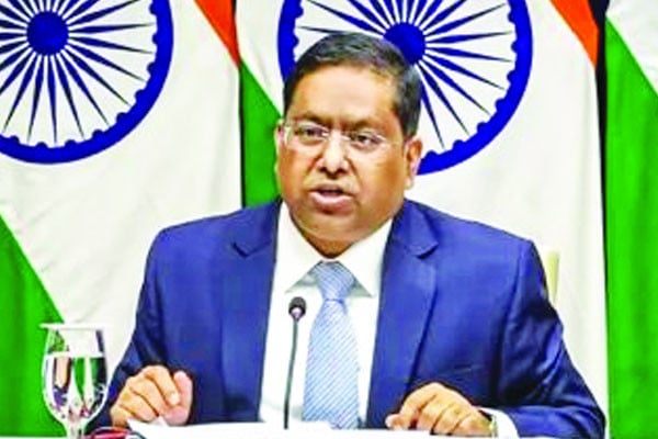 অবৈধ বসবাস করলে ভারত ব্যবস্থা নেবে