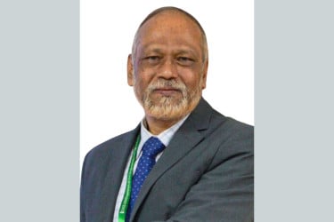 পদত্যাগ করলেন কুয়েটের অন্তর্বর্তীকালীন ভিসি