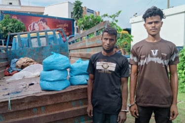 সরাইলে ১০ কেজি গাঁজাসহ দুই মাদক কারবারি গ্রেপ্তার