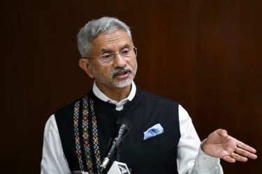 ভারত-পাকিস্তান যুদ্ধবিরতি: ট্রাম্পের মধ্যস্থতার দাবি উড়িয়ে দিল ভারত