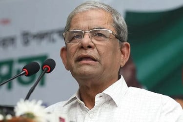 ‘জনগণের বিজয়’, নেতাকর্মীদের সরে যাওয়ার অনুরোধ ফখরুলের