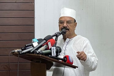 আমরা এই সরকারের বিরুদ্ধে আন্দোলন করতে চাই না : গয়েশ্বর চন্দ্র