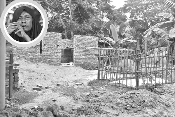 জুলাই শহীদ জাকিরের কবরের পাশে মায়ের জন্য ঘর