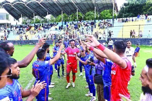 ফুটবলকে বিদায় আশরাফুলের