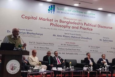 পুঁজিবাজার থেকে ২০১০-১১ সালে ২০ হাজার কোটি টাকা হাতিয়ে নেওয়া হয়: দেবপ্রিয় ভট্টাচার্য