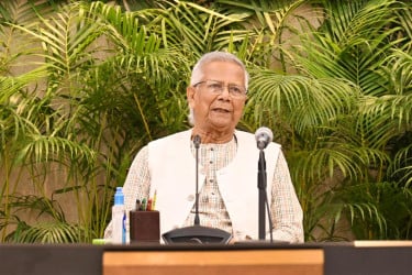 নির্বাচন, বিচার ও সংস্কার এগিয়ে নিতে বৃহত্তর ঐক্যের আহ্বান উপদেষ্টা পরিষদের