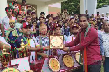 মহালছড়িতে ফুটবল ফাইনালে উৎসবের আমেজ