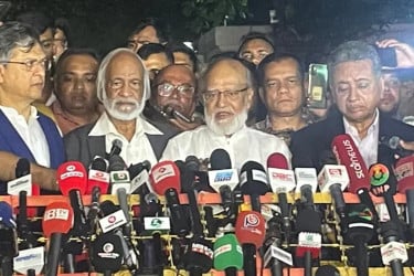 ডিসেম্বরের মধ্যে নির্বাচন করার রোডম্যাপ চেয়েছে বিএনপি