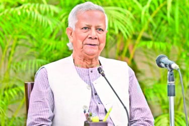 পদত্যাগ করছেন না ড. ইউনূস
