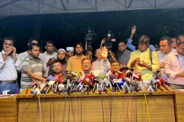 নির্বাচন ডিসেম্বরে না জুনে, এই বিতর্কের সমাধান চায় এবি পার্টি