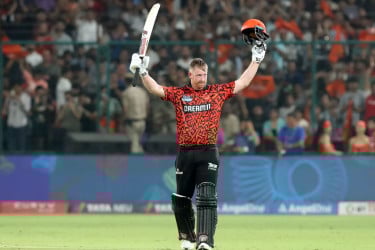 ক্লাসেনের ৩৭ বলে সেঞ্চুরি, হায়দরাবাদের রেকর্ড রান
