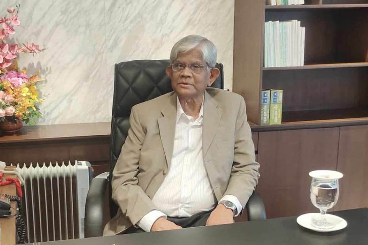 জনগণের স্বার্থ বিবেচনায় উন্নয়নমূলক কর্মকাণ্ড হাতে নেওয়া উচিত : অর্থ উপদেষ্টা