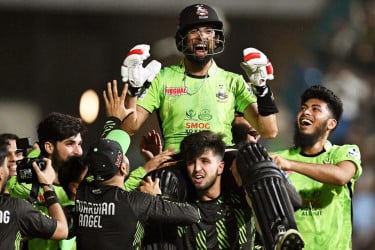 পিএসএলের তৃতীয় শিরোপা জিতল সাকিব-মিরাজ-রিশাদদের লাহোর
