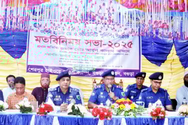 ঈদযাত্রায় ঢাকা-বগুড়া-রংপুর মহাসড়ক যানজটমুক্ত রাখতে কাজ করছে হাইওয়ে পুলিশ