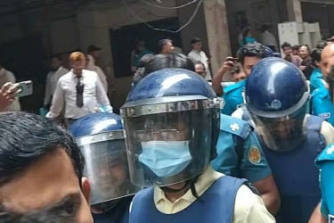 ৫ দিনের রিমান্ড আওয়ামী লীগ নেতা শাহে আলম