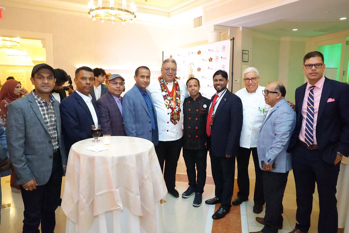 সেরা শেফের আজীবন সম্মাননা পেলেন টনি করিম খান
