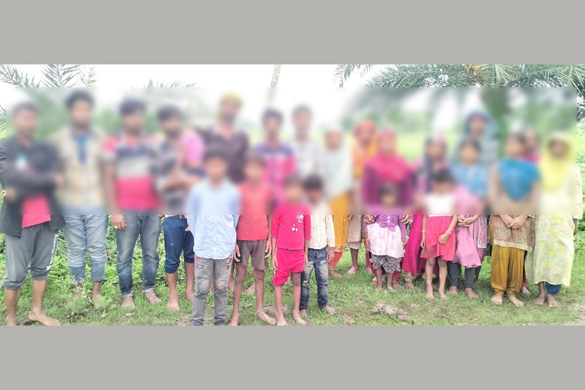 সাতক্ষীরা সীমান্তে শিশুসহ ২৩ জনকে পুশইন