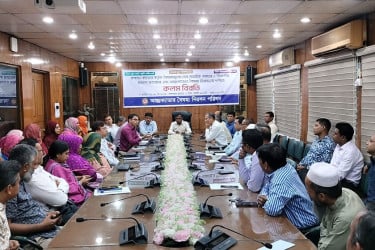 ২৫ ক্যাডার কর্মকর্তাদের কলম বিরতি