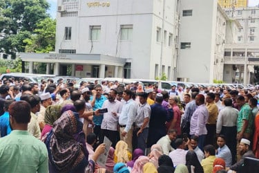 সচিবালয়ে সঙ্কট নিরসনে ৮ সদস্যের সচিব কমিটি