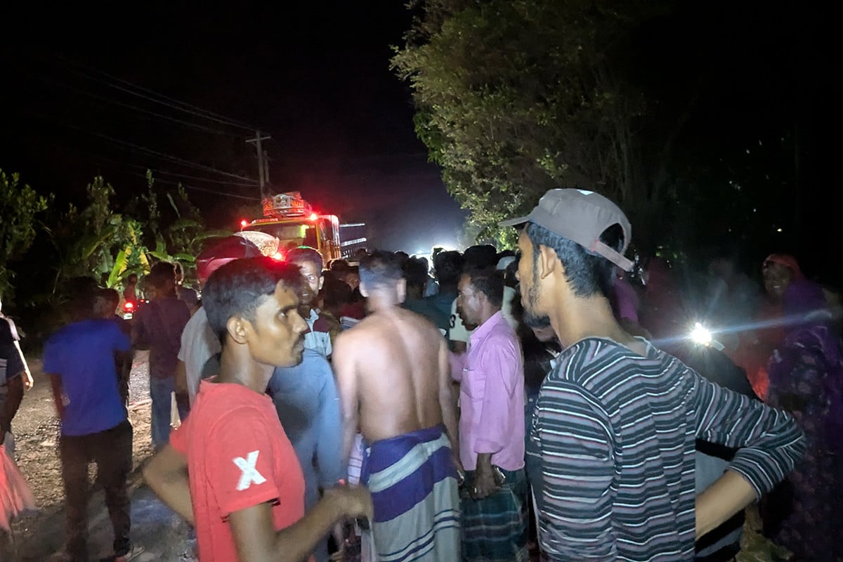 সিরাজগঞ্জে সড়ক দুর্ঘটনায় তিন যুবকের মৃত্যু