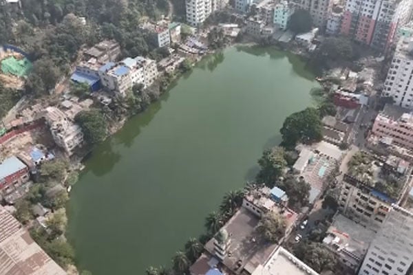 জলাশয় হারিয়ে যাচ্ছে