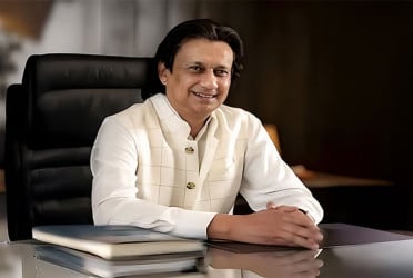 কম্বোডিয়ার প্রথম অনারারি কনসাল আসফার খায়ের