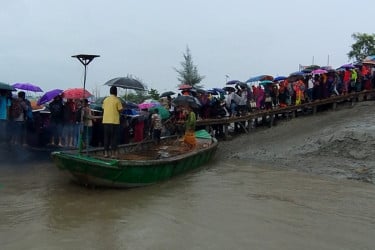 সাগরে সুস্পষ্ট লঘুচাপ, মোংলা বন্দরে তিন নম্বর সংকেত