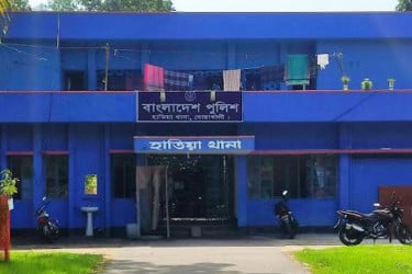 নিঝুমদ্বীপে ঘরে ঢুকে গৃহবধূকে হত্যা