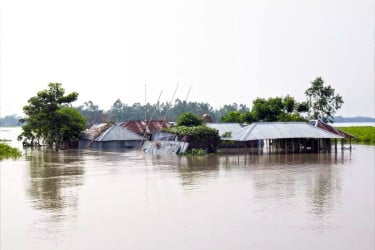 দেশের ১১ জেলায় বন্যার শঙ্কা, সতর্কতা জারি