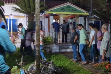 জি এম কাদেরের বাসায় হামলা-অগ্নিসংযোগ