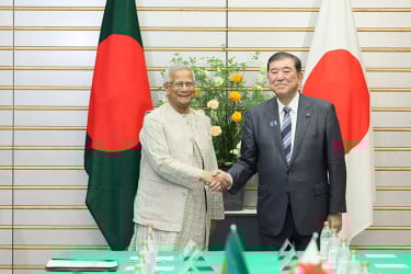 জাপানের প্রধানমন্ত্রীর সঙ্গে ড. ইউনূসের বৈঠকে যেসব চুক্তি হলো