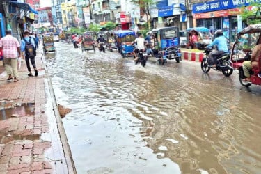 চলতি মৌসুমে বগুড়ায় সর্বোচ্চ বৃষ্টিপাতের রেকর্ড