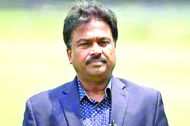 নতুন সভাপতিকে শুভকামনা ফারুকের