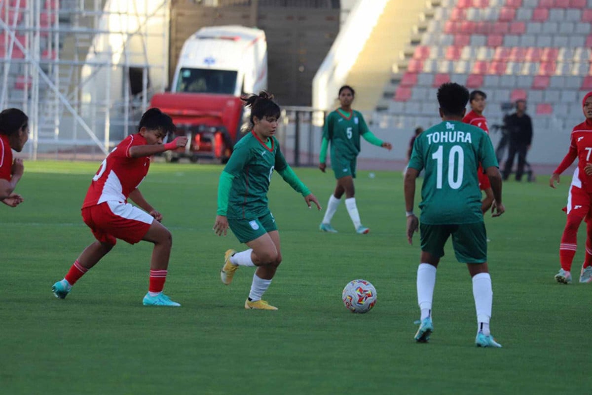 ইন্দোনেশিয়ার সঙ্গে দুর্দান্ত ড্র করল বাংলাদেশের মেয়েরা