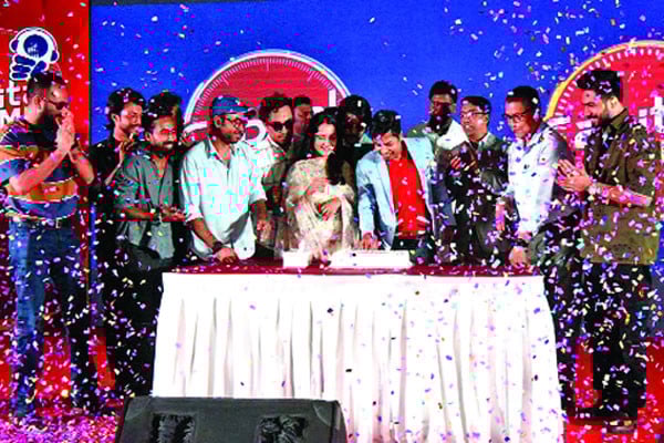 রেডিও ক্যাপিটালের দুই ইউটিউব চ্যানেল চালু