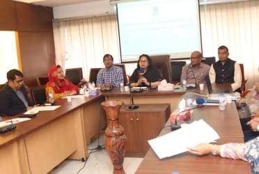 ঢাকা বিশ্ববিদ্যালয়ে প্রাক-বাজেট সেমিনার অনুষ্ঠিত