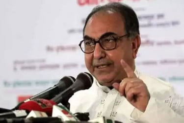 নির্বাচন নিয়ে জাতিকে ব্ল্যাকমেইল করছে একটি মহল: মির্জা আব্বাস