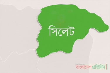 সিলেটে টিলা ধসে একই পরিবারের চারজন মাটিচাপা
