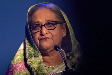 জুলাই গণহত্যা: শেখ হাসিনাসহ তিনজনের বিরুদ্ধে আনুষ্ঠানিক অভিযোগ আমলে নিয়েছে ট্রাইব্যুনাল