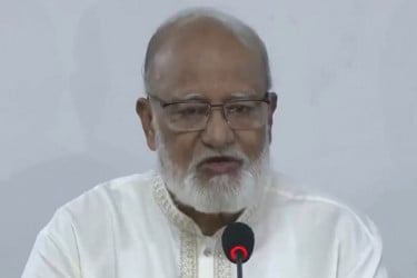 ‘মিনিমাম যে সংস্কারে সব দল একমত, তা নিয়ে নির্বাচনমুখী হন’