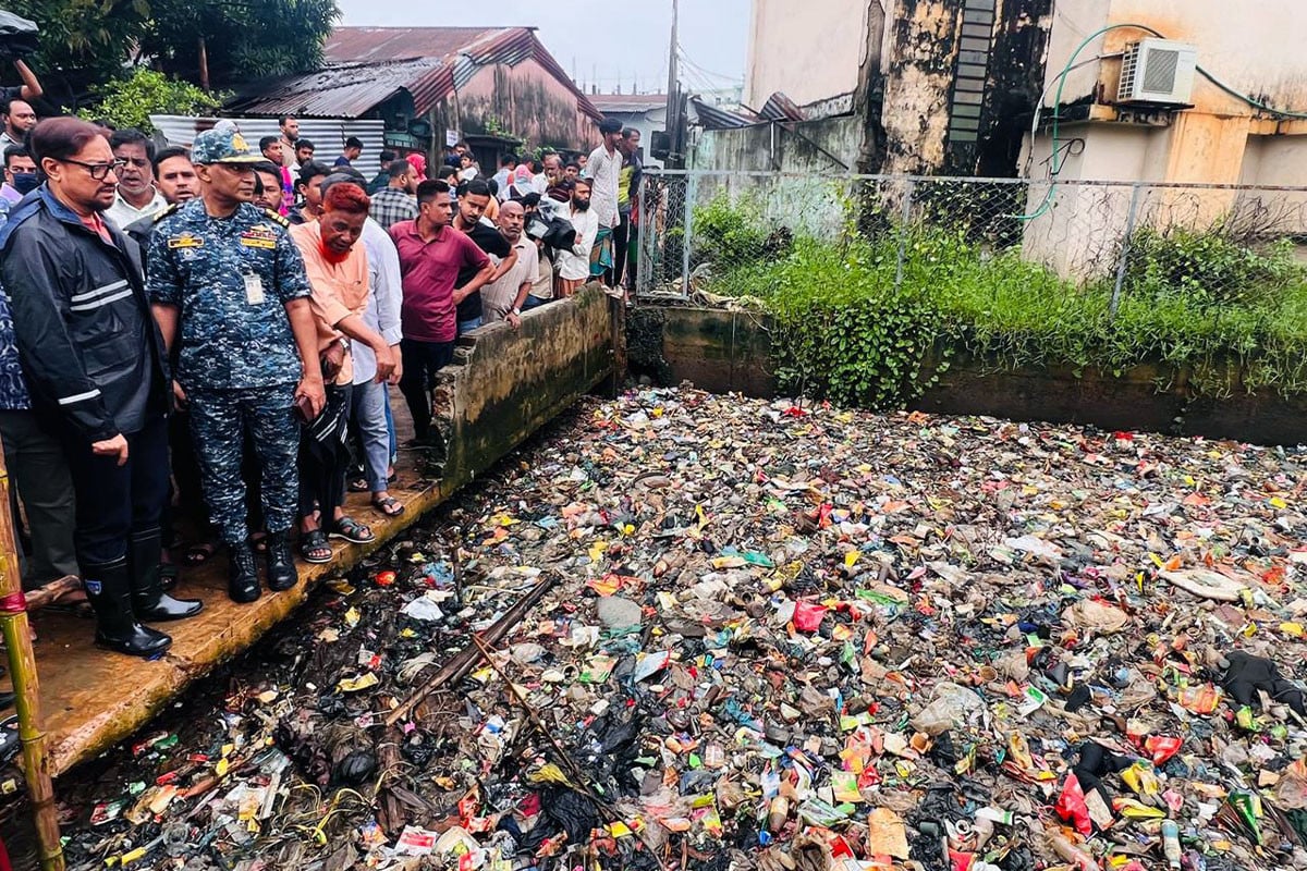 জলাবদ্ধতা নিরসনে খাল-নালায় জলপ্রবাহ স্বাভাবিক রাখতে হবে: চসিক মেয়র
