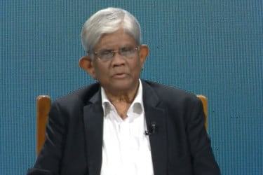 আওয়ামী লীগ সরকার আর্থিক খাত ধ্বংসের কিনারায় নিয়ে গেছে : অর্থ উপদেষ্টা