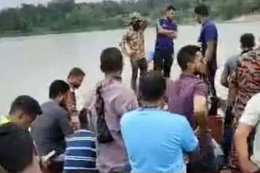 জাফলংয়ে পানিতে পড়ে যুবক নিখোঁজ