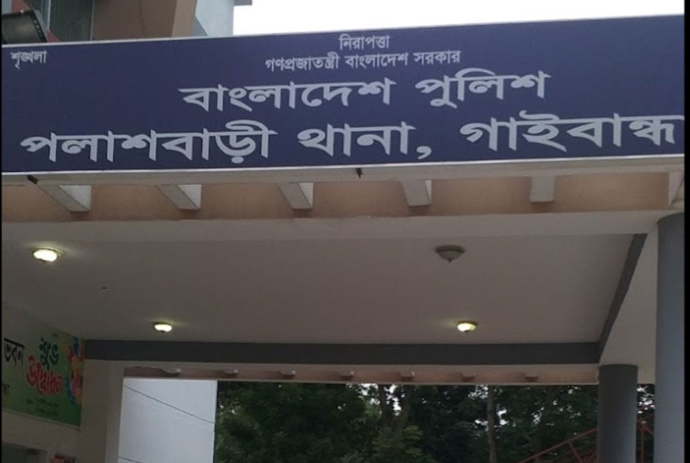 স্বামী-স্ত্রীর ঝুলন্ত লাশ উদ্ধার