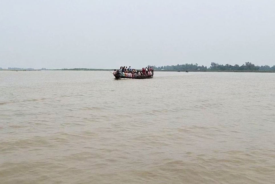 টাঙ্গাইলে অভ্যন্তরীণ নদীর পানি আরও বাড়ছে