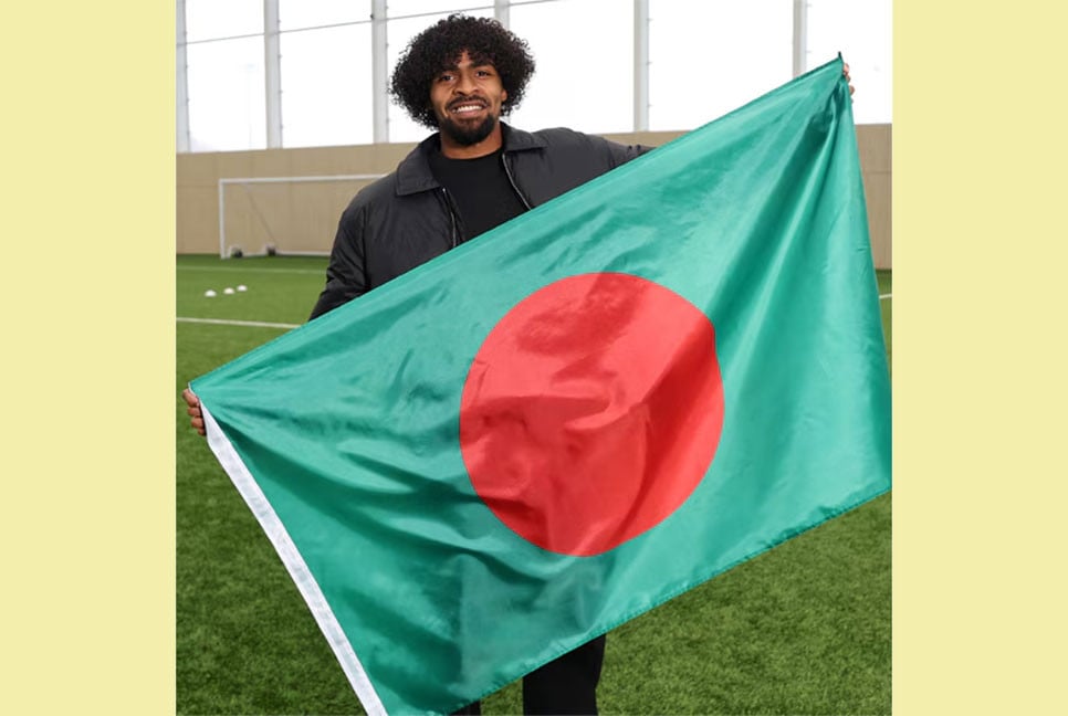 ভুটানের বিপক্ষে ঘরের মাঠে অভিষেকের অপেক্ষায় হামজা