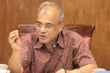 ‘পরিবহনে ডাকাতি এড়াতে স্টপেজ থেকেই যাত্রীদের ছবি তুলতে হবে’