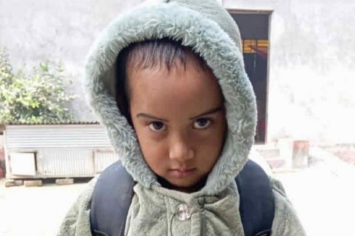 দাদার সঙ্গে গোসল করতে গিয়ে শিশুর মৃত্যু