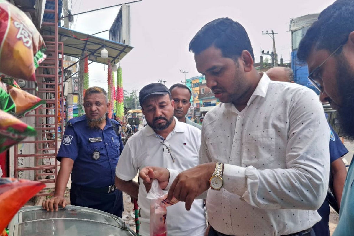 দাগনভূঞায় ভ্রাম্যমাণ আদালতের অভিযানে ৭ প্রতিষ্ঠানকে জরিমানা
