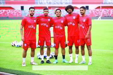 হামজা ফাহামিদুল ঘিরেই আগ্রহ